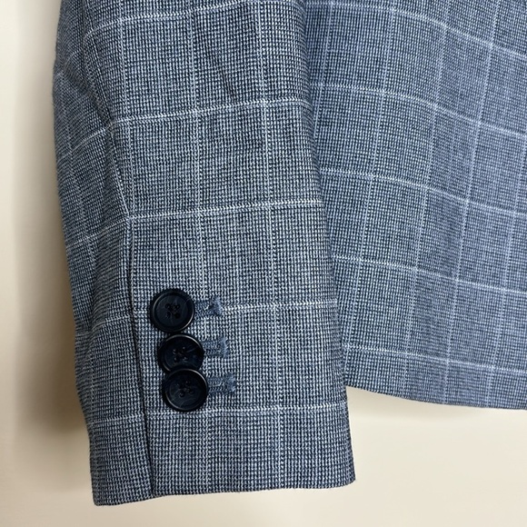 Banana Republic || Sheath Dress and Blazer; *Dress Size OOP; *Blazer Size OP - Picture 10 of 17